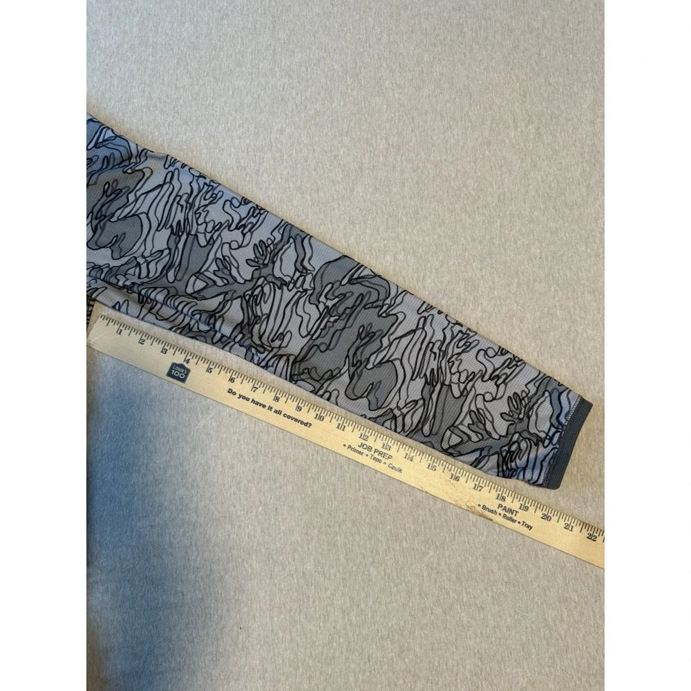 Prana Men's Athletic Long Sleeve Shirt Gray And Black Camo Pattern Size Large